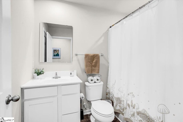 275 Ralston Rd, Greer, SC 29651 - full bath with toilet, vanity, and a shower with curtain