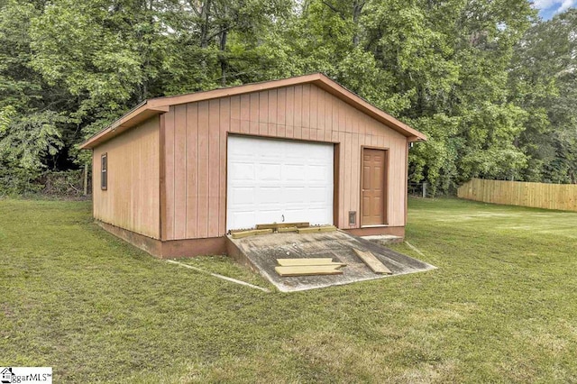 469 Royal Oak Dr, Spartanburg, SC 29302 - view of garage