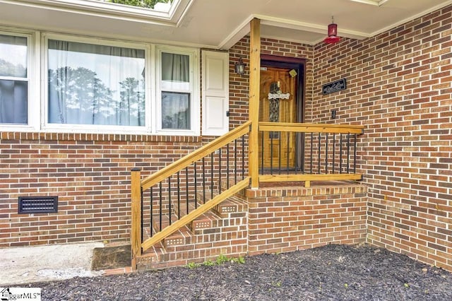 469 Royal Oak Dr, Spartanburg, SC 29302 - doorway to property featuring brick siding