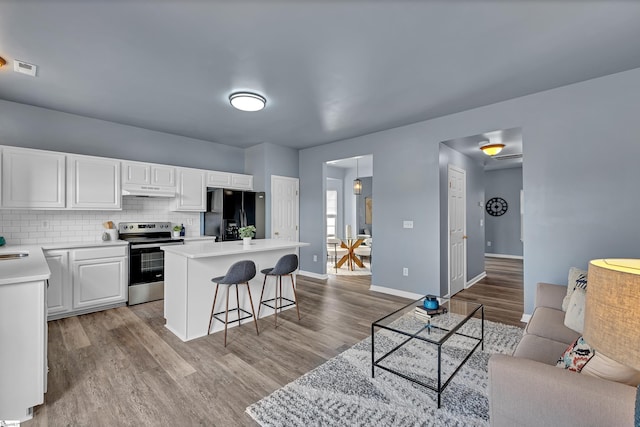 470 Canewood Pl, Mauldin, SC 29662 - living area with wood finished floors and baseboards