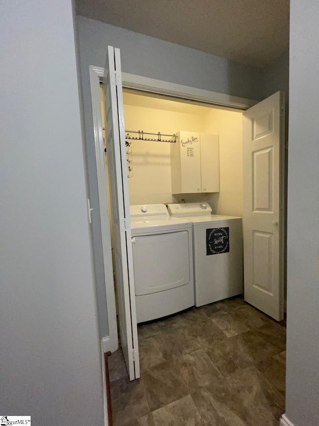 1002 Still Holllow Ln, Taylors, SC 29687 - washroom with separate washer and dryer