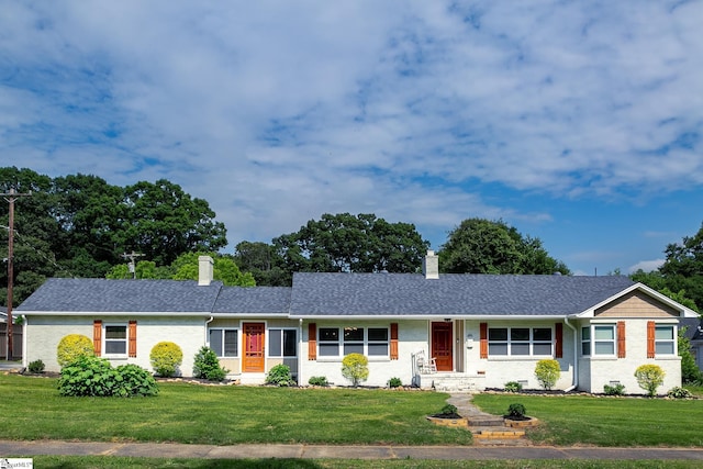 418 N Alabama Ave, Chesnee, SC 29323 - ranch-style house with a chimney and a front yard