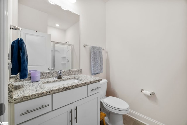305 Kellen Ct, Duncan, SC 29334 - full bath featuring a stall shower, toilet, vanity, and baseboards