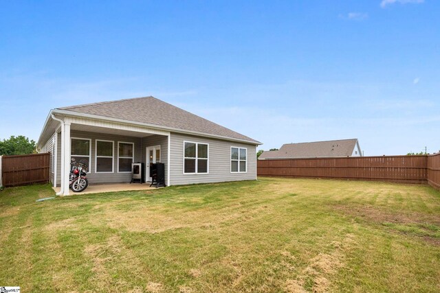 305 Kellen Ct, Duncan, SC 29334 - back of property with a patio area and a shingled roof