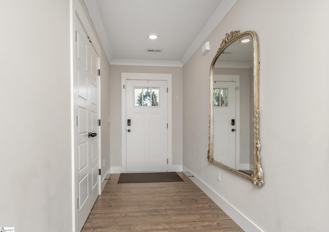 881 Cothran Rd, Inman, SC 29349 - entrance foyer featuring ornamental molding, wood finished floors, baseboards, and recessed lighting