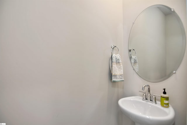 105 Boren Way, Greenville, SC 29607 - bathroom with a sink