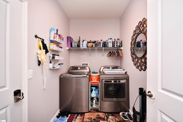 41 Irvington Dr, Greer, SC 29650 - laundry area featuring independent washer and dryer