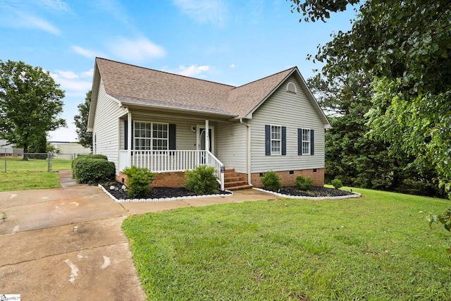 147 Highland Ridge Trl, Boiling Springs, SC 29316 - view of front facade with covered porch, crawl space, and a shingled roof