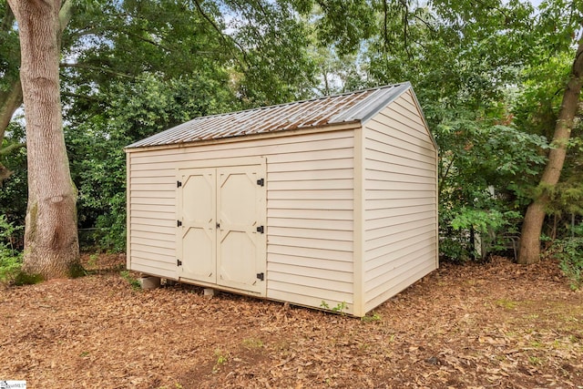 113 Sedgefield Ct, Anderson, SC 29621 - view of shed with view of wooded area
