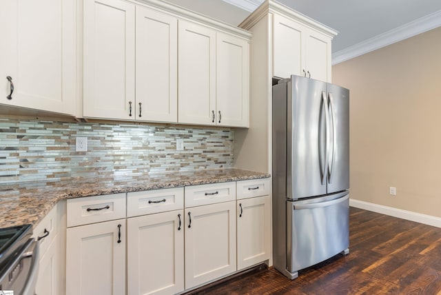 121 Floyd Meadow Dr, Inman, SC 29349 - kitchen featuring stainless steel appliances, ornamental molding, baseboards, decorative backsplash, and dark wood-style floors