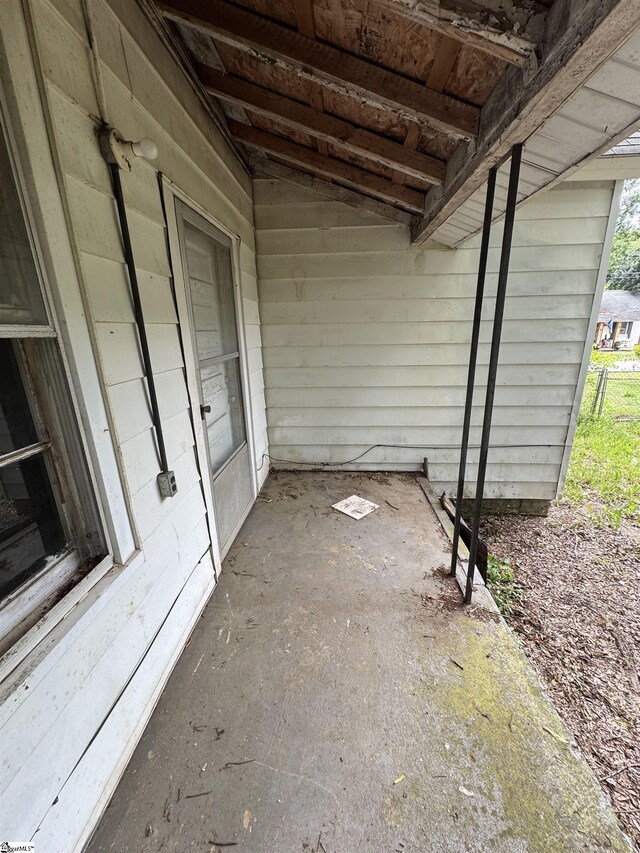 12 Stevens St, Laurens, SC 29360 - view of patio