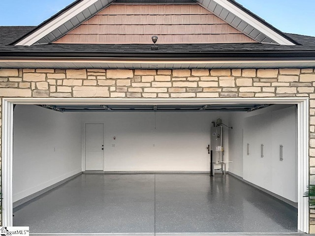 223 R C Thompson Rd, Chesnee, SC 29323 - garage featuring water heater