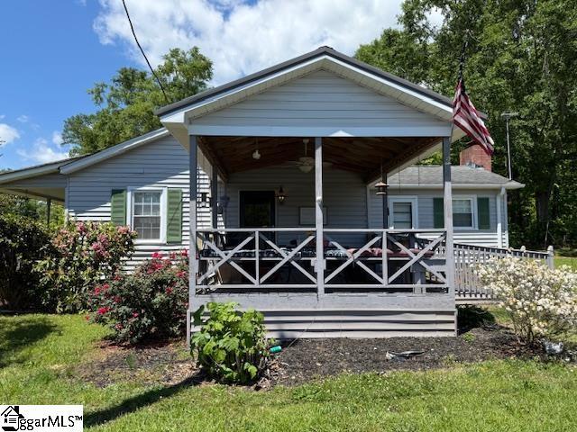 3444 Geer Hwy, Marietta, SC 29661 - rear view of property with covered porch and a ceiling fan