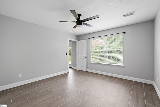 3 Alewine Ct, Taylors, SC 29687 - empty room with ceiling fan and baseboards