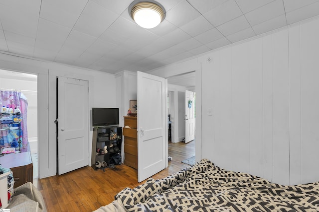 2413 Andrews Rd, Spartanburg, SC 29302 - bedroom featuring hardwood / wood-style flooring
