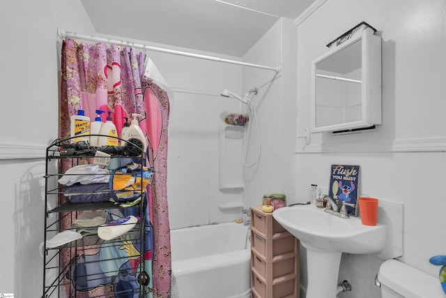 2413 Andrews Rd, Spartanburg, SC 29302 - full bath featuring shower / tub combo with curtain, toilet, and tile walls