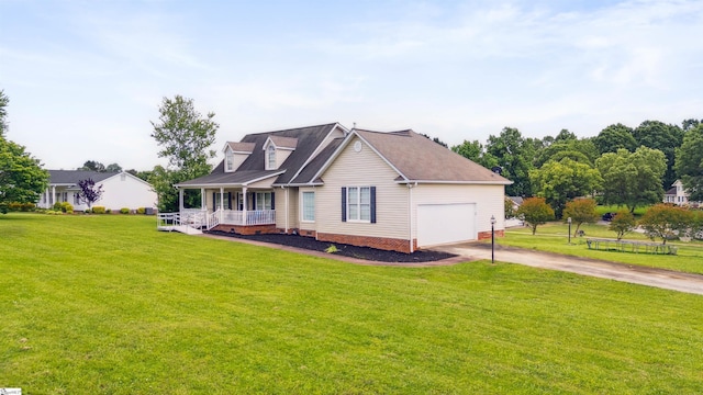 11 Midland Ct, Taylors, SC 29687 - new england style home featuring driveway, a porch, a front lawn, crawl space, and a garage
