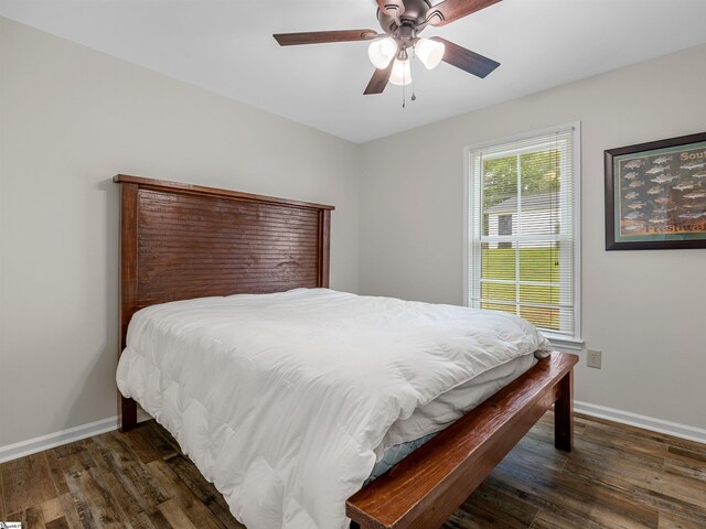145 Hillside Cir, Easley, SC 29640 - bedroom featuring wood finished floors, baseboards, and ceiling fan