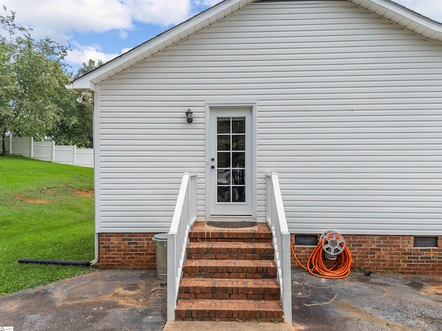 145 Hillside Cir, Easley, SC 29640 - property entrance with crawl space