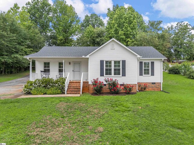 145 Hillside Cir, Easley, SC 29640 - ranch-style house featuring covered porch, crawl space, a front yard, and roof with shingles