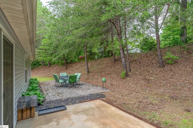 106 Felix Ct, Easley, SC 29640 - view of patio with outdoor dining space