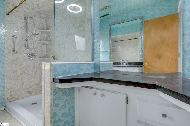 611 E S 6th St, Seneca, SC 29678 - full bath with a stall shower and vanity