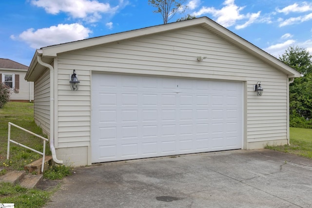 611 E S 6th St, Seneca, SC 29678 - view of detached garage