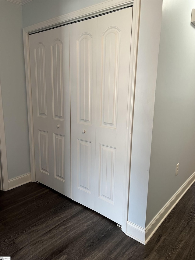 383 Amelia Springs Ln, Moore, SC 29369 - detailed view of wood finished floors and baseboards