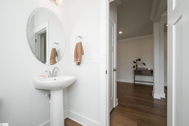 800 Redmill Ln, Duncan, SC 29334 - bathroom with wood finished floors, baseboards, crown molding, and recessed lighting