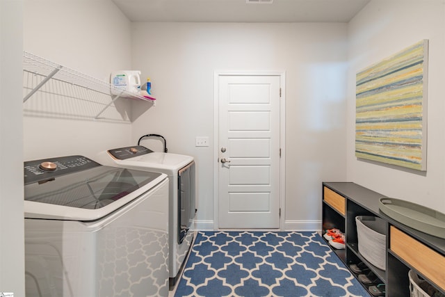 345 Cypress Hollow Trl, Piedmont, SC 29673 - laundry room featuring washer and clothes dryer and baseboards