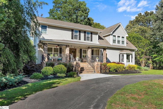 416 Shirley Cir, Pendleton, SC 29625 - view of front facade with a porch and asphalt driveway