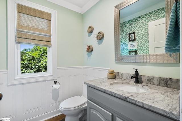 416 Shirley Cir, Pendleton, SC 29625 - bathroom with vanity, toilet, a wainscoted wall, crown molding, and a decorative wall