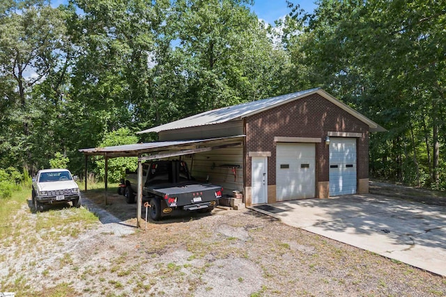 280 Kari Dr, Westminster, SC 29693 - garage with a detached garage