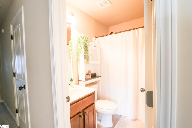354 Harkins Bluff Dr, Greer, SC 29651 - full bath featuring vanity and a shower with curtain