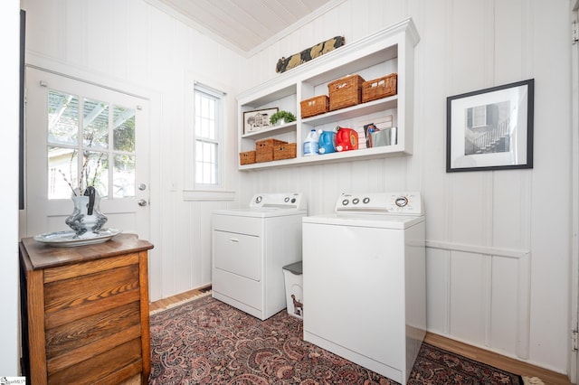 102 Todd Ave, Laurens, SC 29360 - laundry room featuring independent washer and dryer, crown molding, and a decorative wall