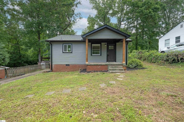 32 Essex Ct, Greenville, SC 29609 - view of front of house with a porch and crawl space