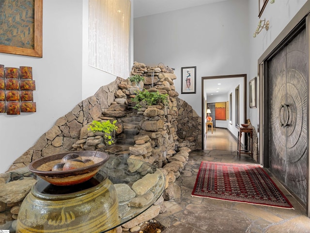 380 Montagu Dr, Spartanburg, SC 29301 - entryway with a high ceiling