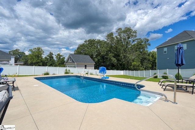 2 Stony Run Ln, Simpsonville, SC 29681 - view of pool with a patio area