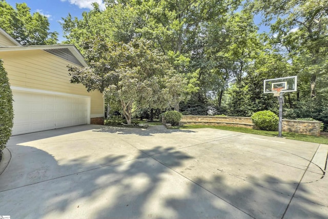 103 Brandon Way, Simpsonville, SC 29681 - view of side of property with a garage and brick siding