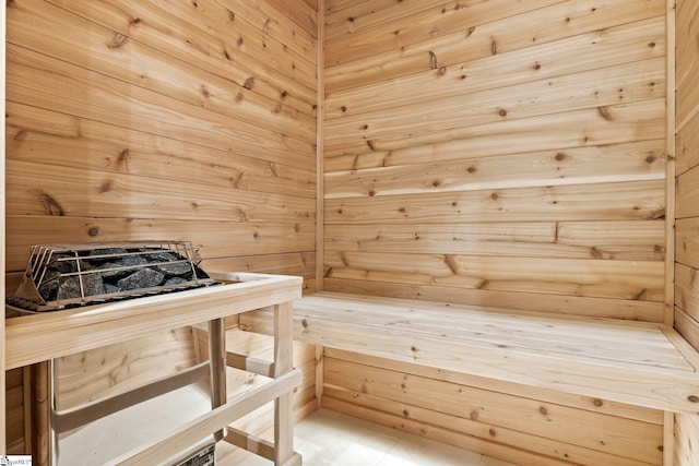 128 Sanctuary Ln, Taylors, SC 29687 - sauna with wood walls