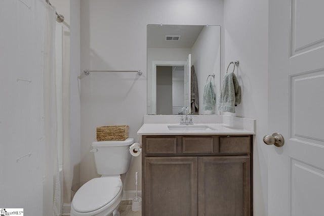 404 Hillrock Ct, Greenville, SC 29617 - full bath with vanity, toilet, and curtained shower