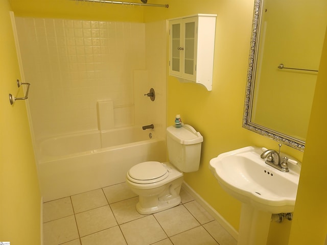 424 Grand Oak Way, Moore, SC 29369 - full bathroom featuring tile patterned floors, toilet,  shower combination, and baseboards