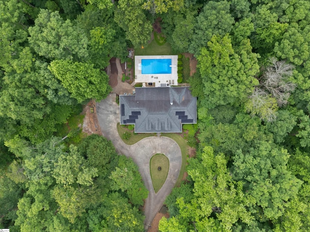 119 Oak Crest Cir, Seneca, SC 29672 - view of property location with a pool