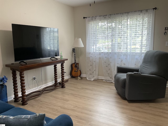 407 Old Farm Rd, Moore, SC 29539 - living area with wood finished floors and baseboards