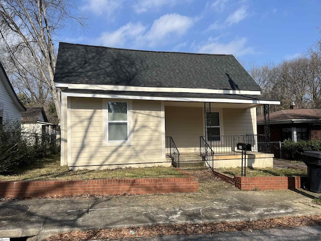 519 Thomas St, Anderson, SC 29624 - bungalow-style home with a porch and roof with shingles