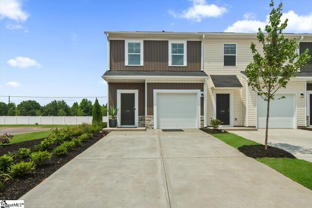 112 Randwick Ln, Greer, SC 29651
