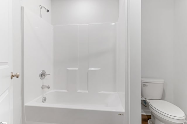 474 Grantham Ct, Spartanburg, SC 29303 - full bathroom featuring toilet and bathing tub / shower combination