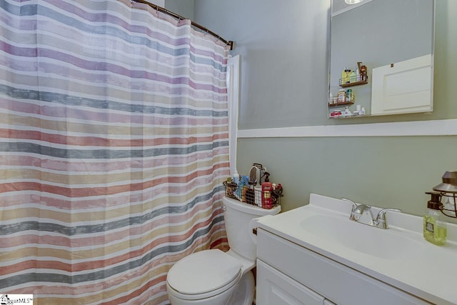 5 Alabama St, Honea Path, SC 29654 - full bath with toilet, vanity, and a shower with shower curtain