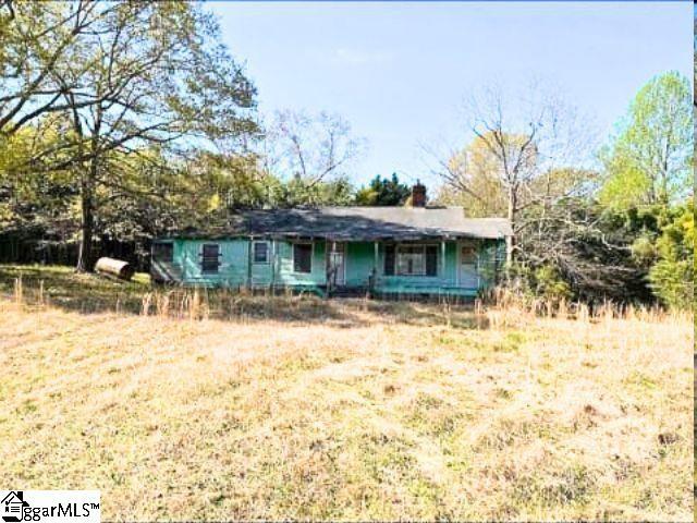 130 Poplar St, Pacolet, SC 29372 - ranch-style home with a chimney