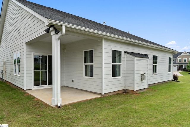 6010 Ives Ave, Spartanburg, SC 29307 - back of house featuring a patio and a lawn